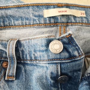Levi's Wedgie Fit Size 29